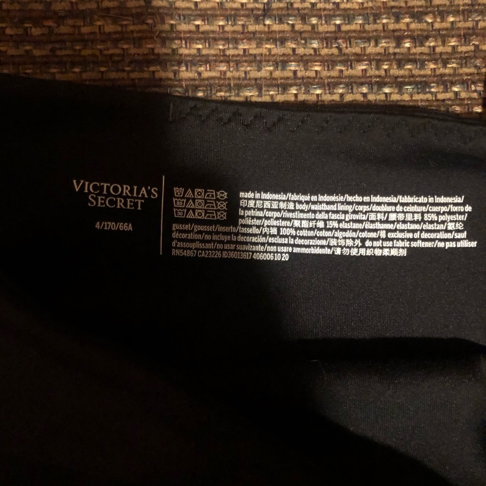 SOLD ON MERCARI - Picture 7 of 7